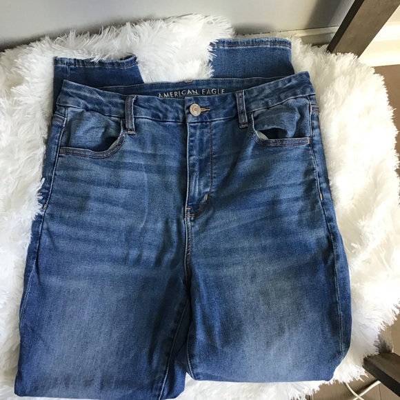 American Eagle Outfitters Denim - American Eagle Curvy High Rise Jeans